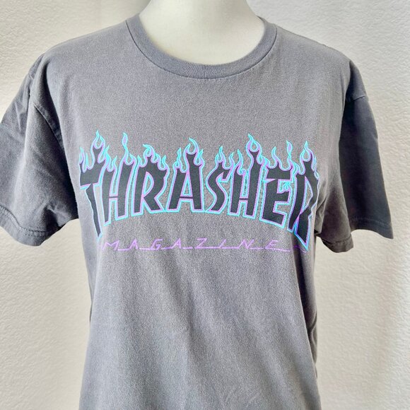 Thrasher Magazine Gray Blue Purple Flame Logo Unisex Short Sleeve Tee Size Small - Picture 2 of 5